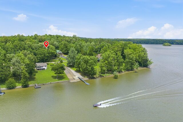 300 Featherfoot Parkway
