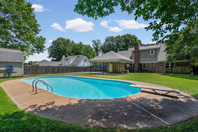 461 Dove Valley