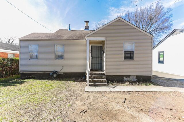 1023 Parkland