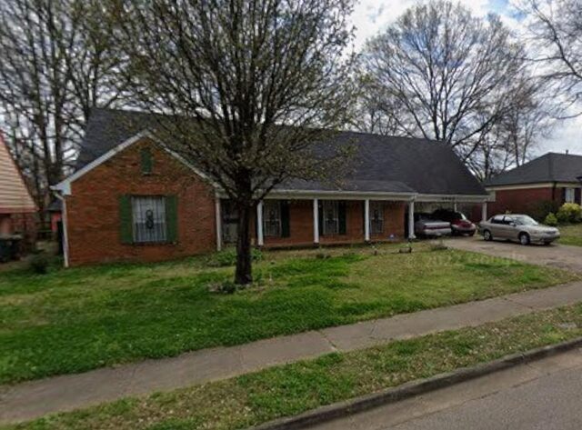 3702 Clarke