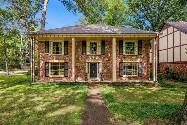 2308 Hickory Forest