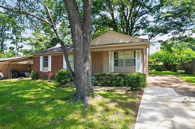 3712 Wolf Trail