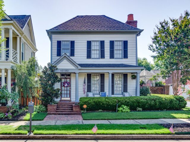 1180 Chapel Park