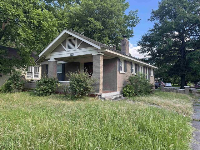 1571 Jackson