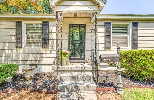 77 Humes