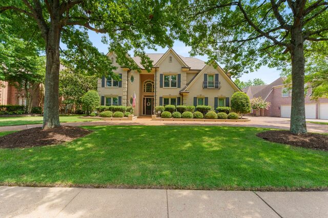9445 Grove Trail