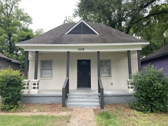 1008 Willett