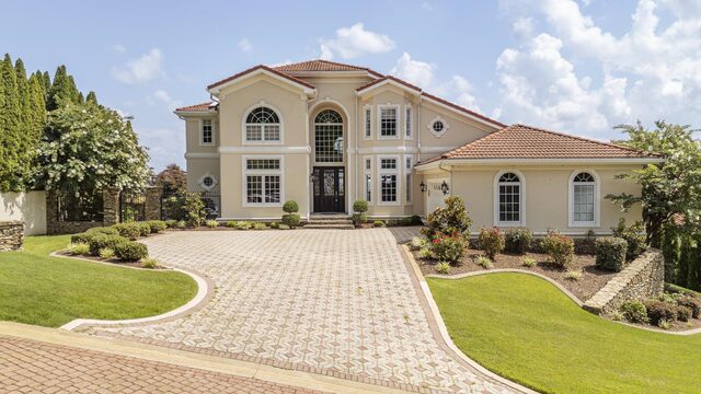 175 Westshore