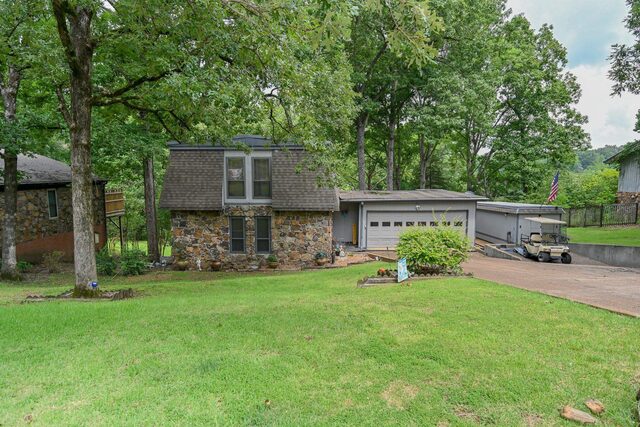2401 Placid