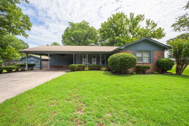 1042 Terrace