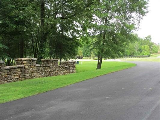 44 Lexington Manor