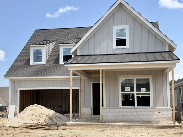 5734 Hollow Oak