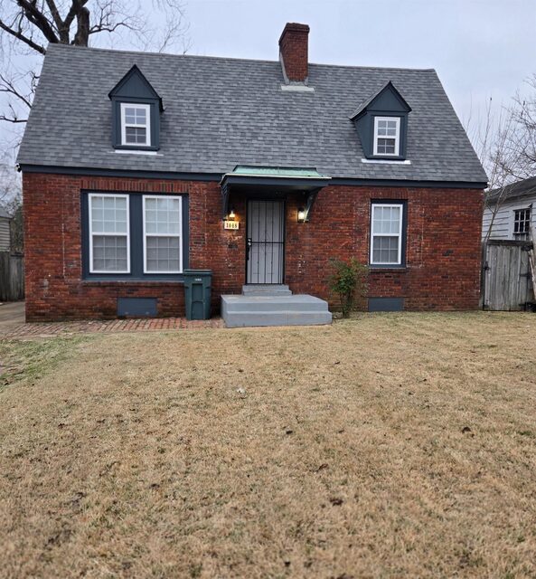 1048 Avalon