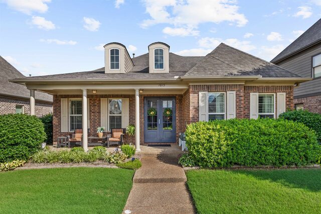 1615 Poppy Hills
