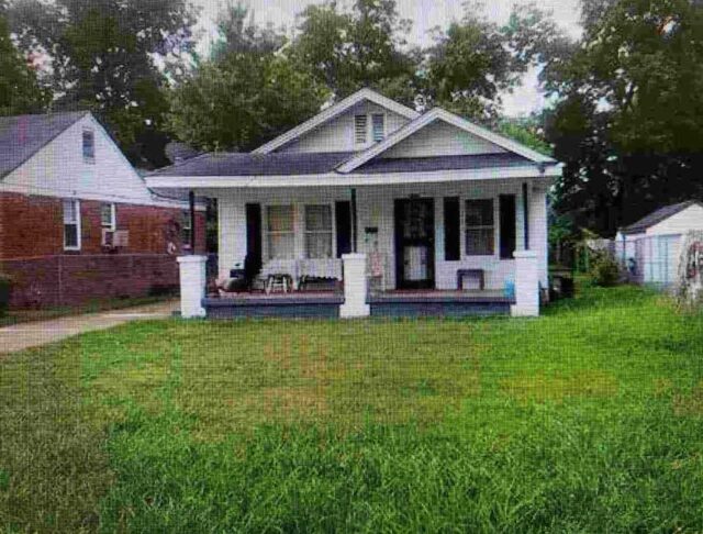 2607 Barron