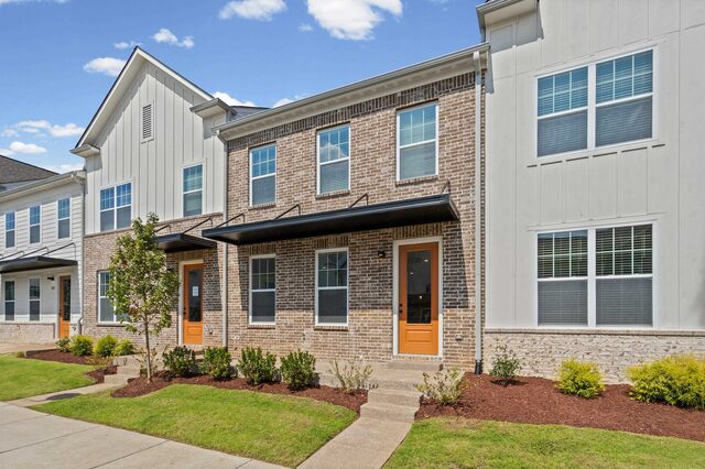 3055 Portage