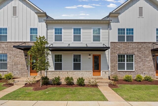 3051 Portage