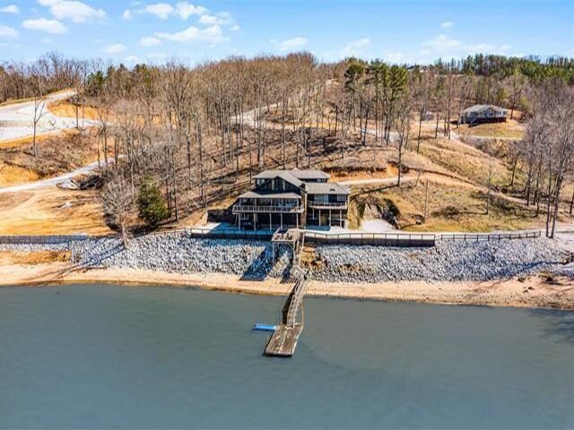 228 Chickasaw Trace