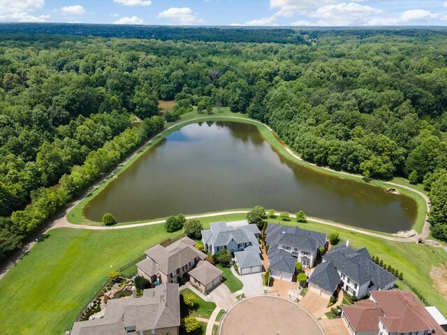 2060 Arden Landing