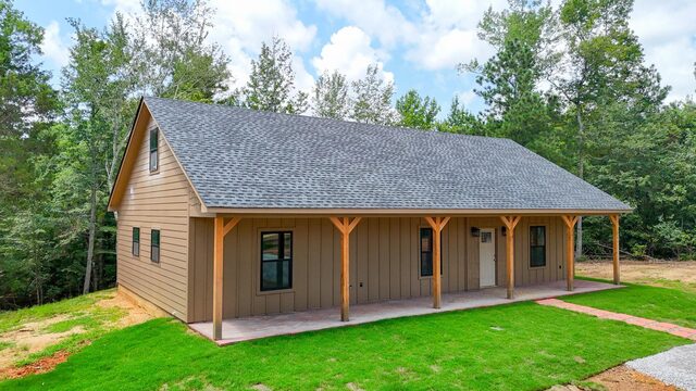 146 Cedar
