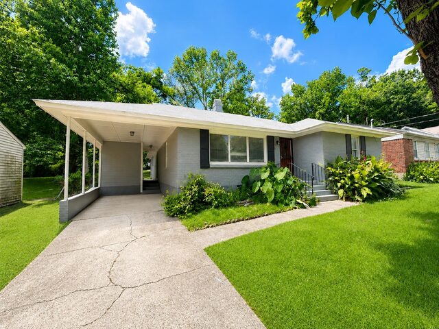 3587 Hallbrook