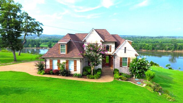 30 Riverbend