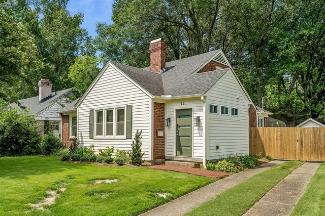 11 Ashlawn