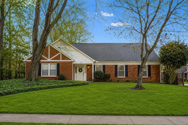 130 Greenbriar