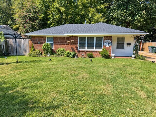 1639 Colonial