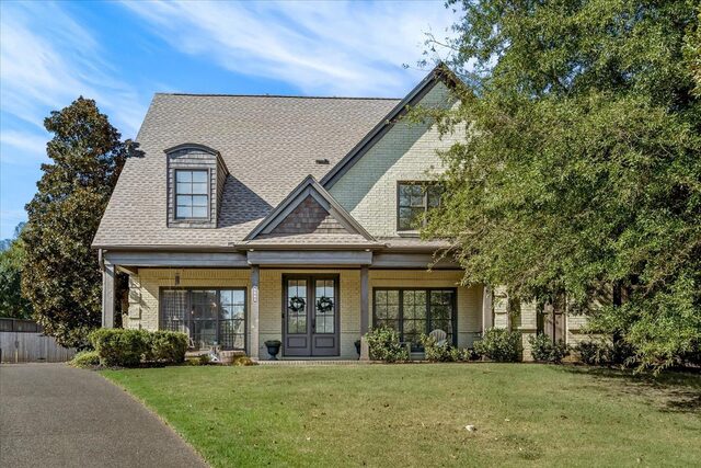 5593 Magnolia Bend
