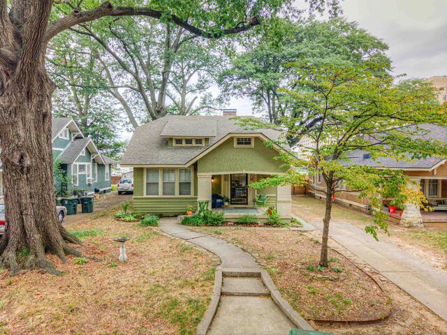 449 Garland
