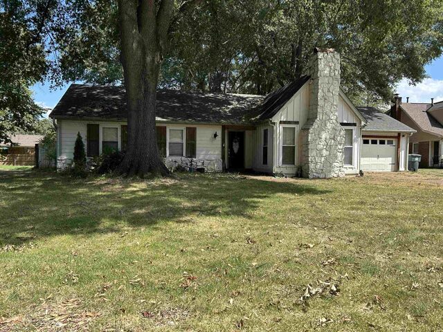 664 Lawnwood