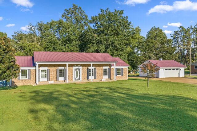 691 Poplar