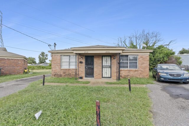 2440 Charjean