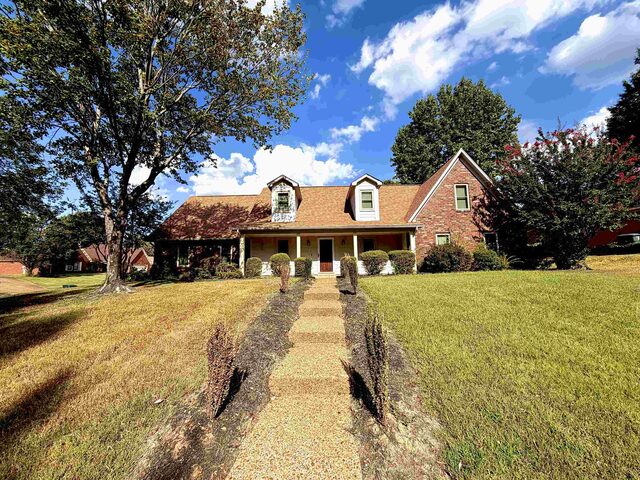1466 Fox Trace