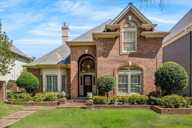 938 Riverwalk