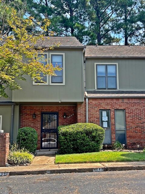 4040 Graham Oaks