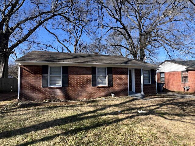 1251 Holliday