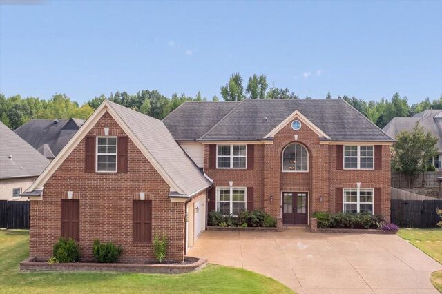 12147 Brooks River