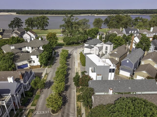 92 Harbor Village