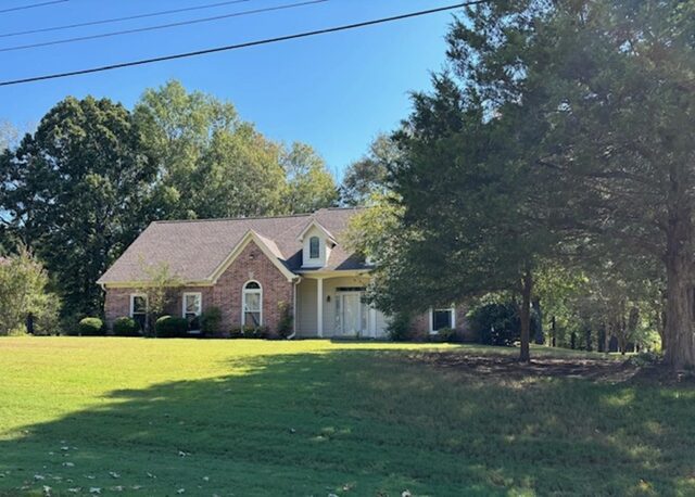 110 Shady Oaks