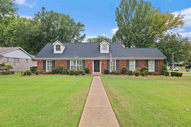 1635 Poplar Estates