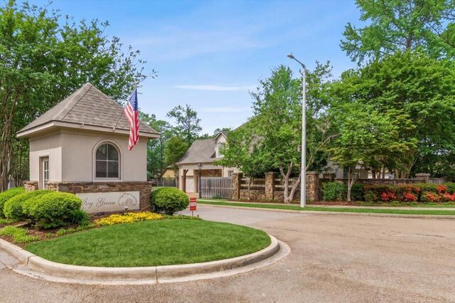 166 Ivy Brook